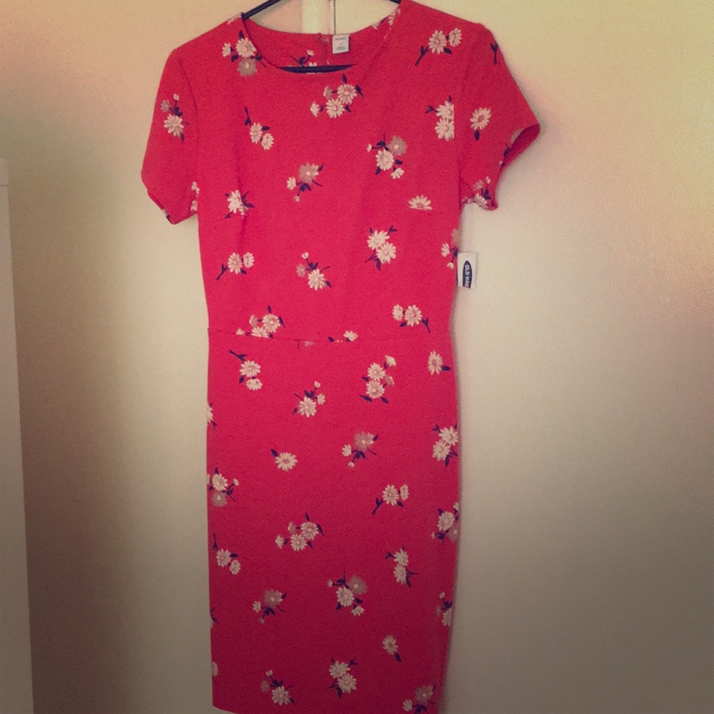 Orange red daisy shift dress